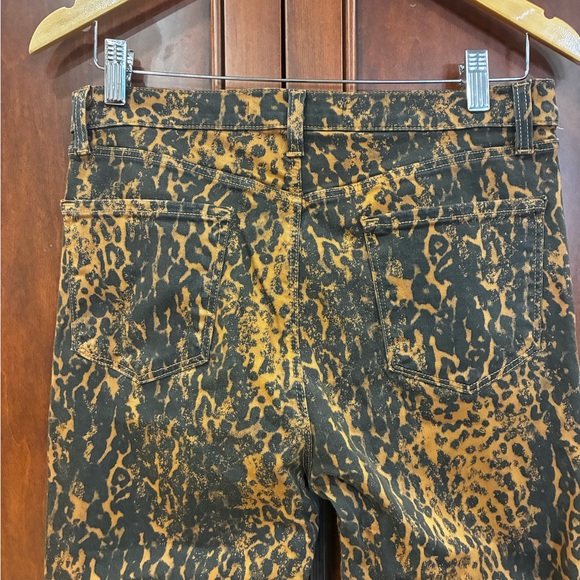 J Brand Alana High Rise Cropped Jeans - Picture 13 of 16